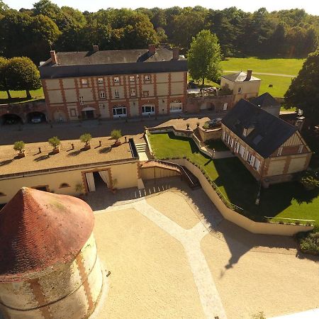 Domaine De Montchevreuil Hotel Fresneaux-Montchevreuil Екстериор снимка