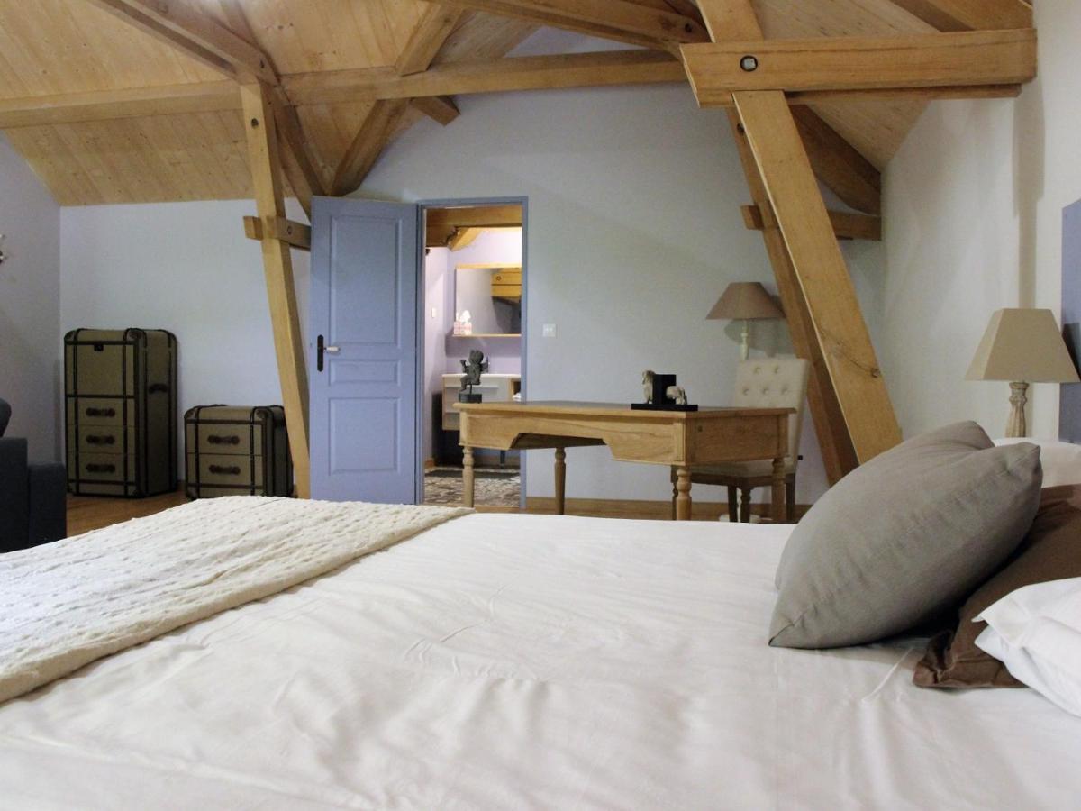 Domaine De Montchevreuil Hotel Fresneaux-Montchevreuil Екстериор снимка