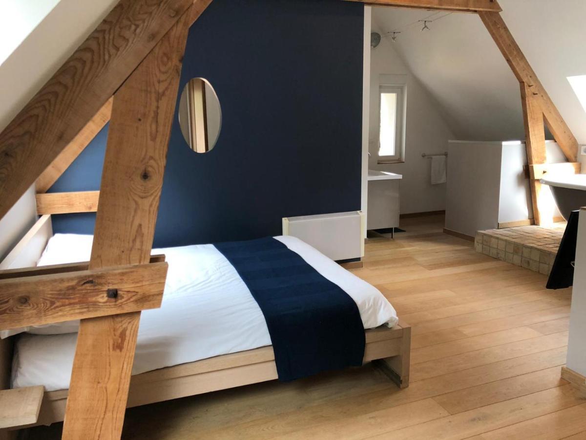 Domaine De Montchevreuil Hotel Fresneaux-Montchevreuil Екстериор снимка